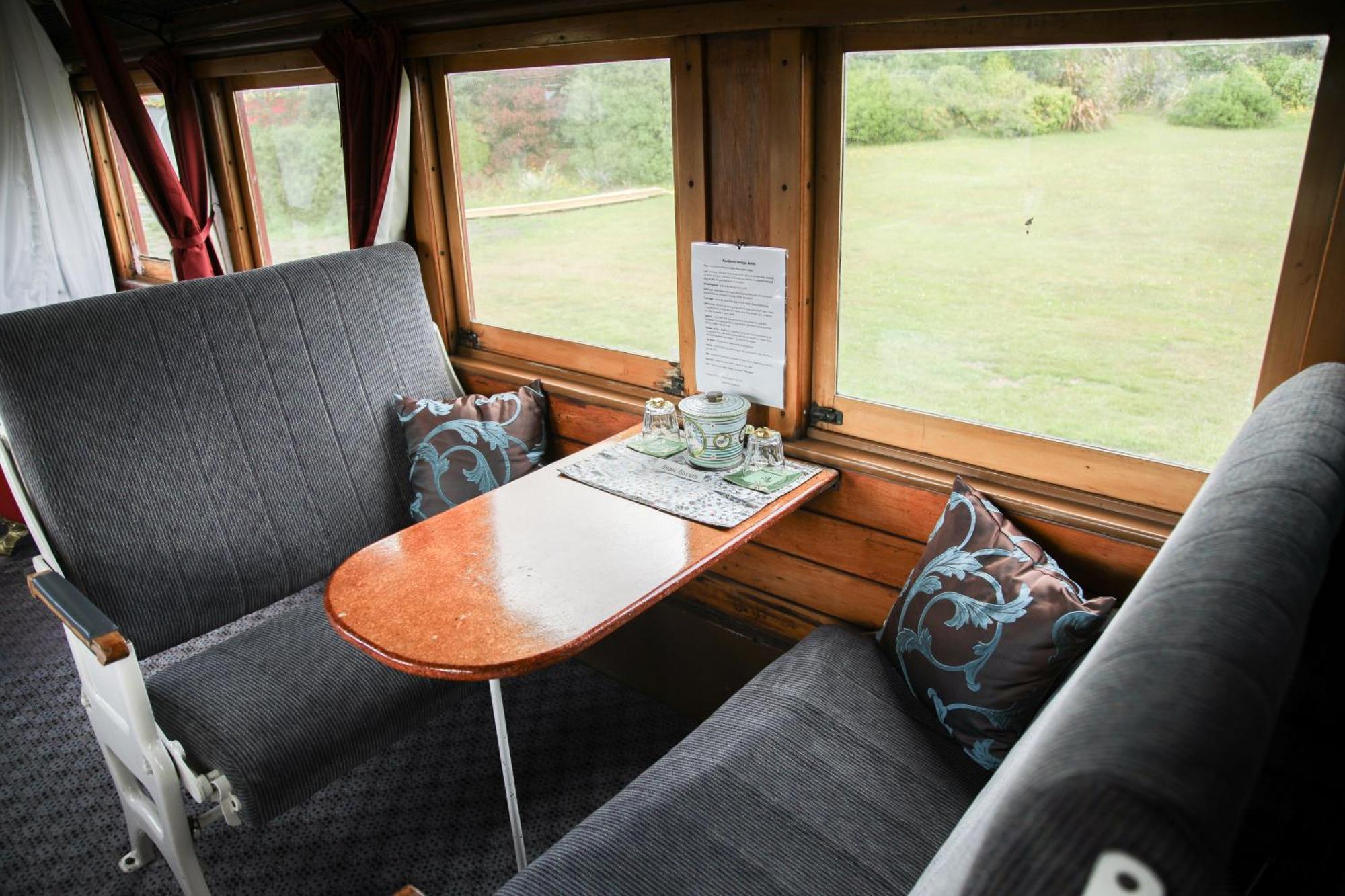 Te Anau Lodge Eksteriør billede