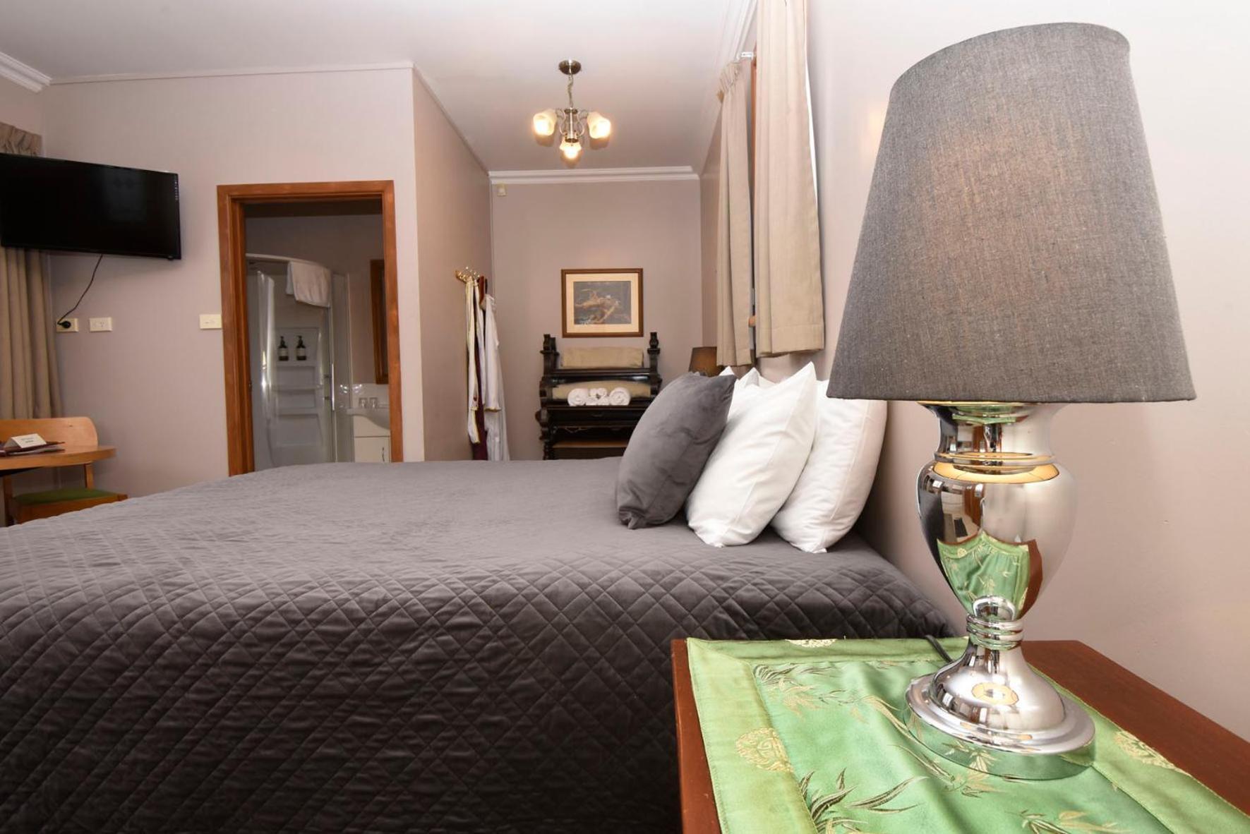 Te Anau Lodge Eksteriør billede