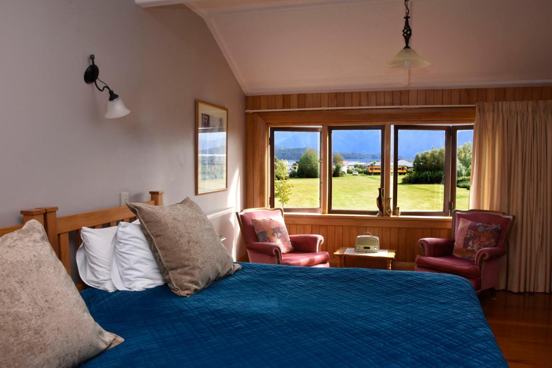 Te Anau Lodge Eksteriør billede