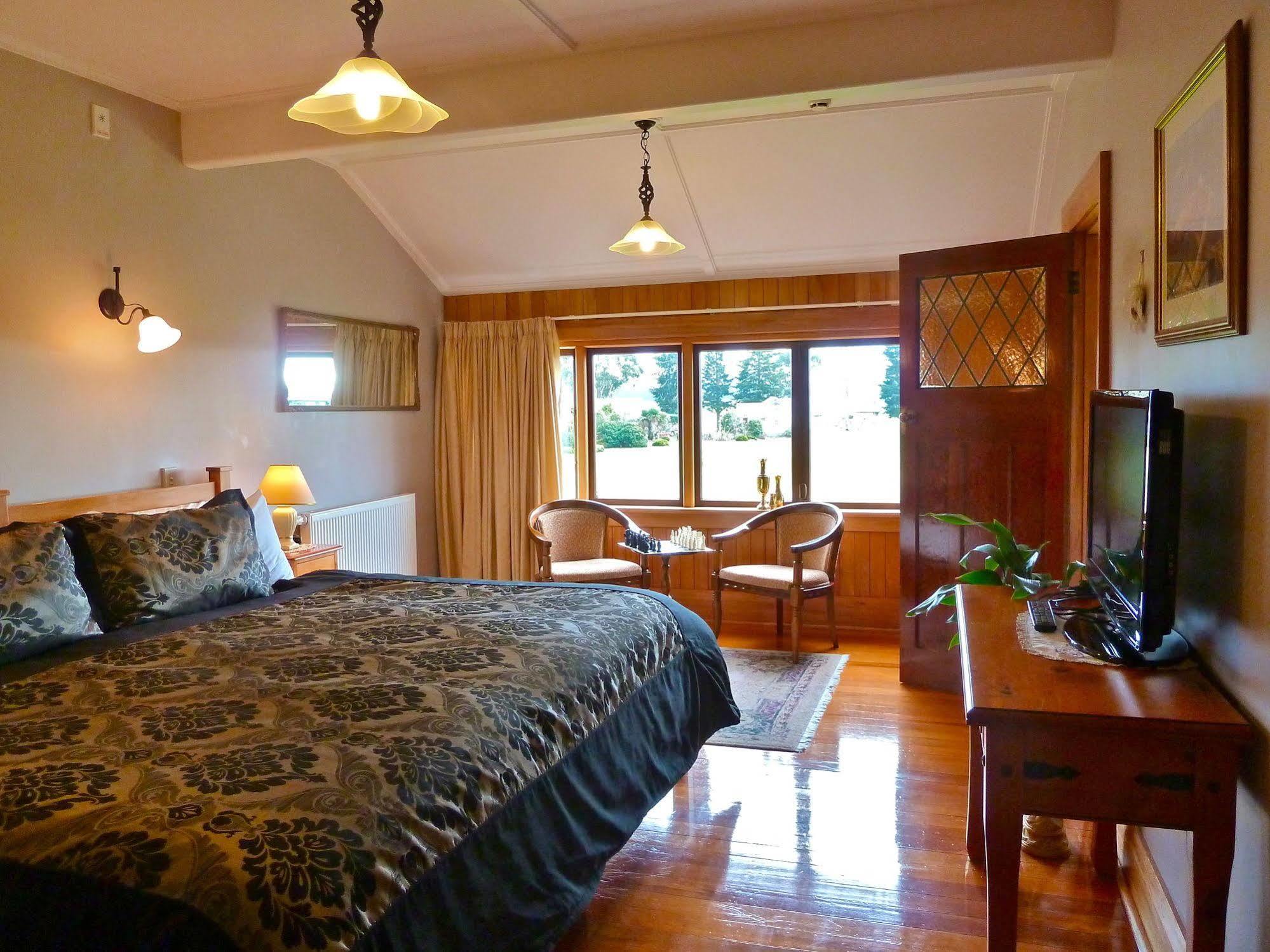 Te Anau Lodge Eksteriør billede